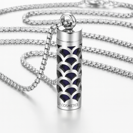 UV COSMETICS “LOVE” Aromatherapy Pendant Necklace